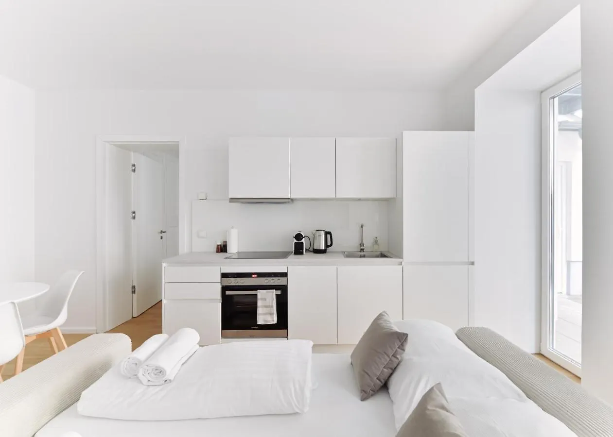 Stylish & Modern Apartment - Private Garden & Free Parking Vienna 0*,  Austria