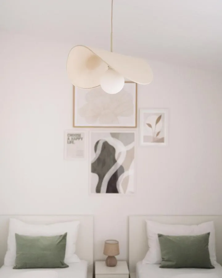 Stylish & Modern Apartment - Private Garden & Free Parking Vienna